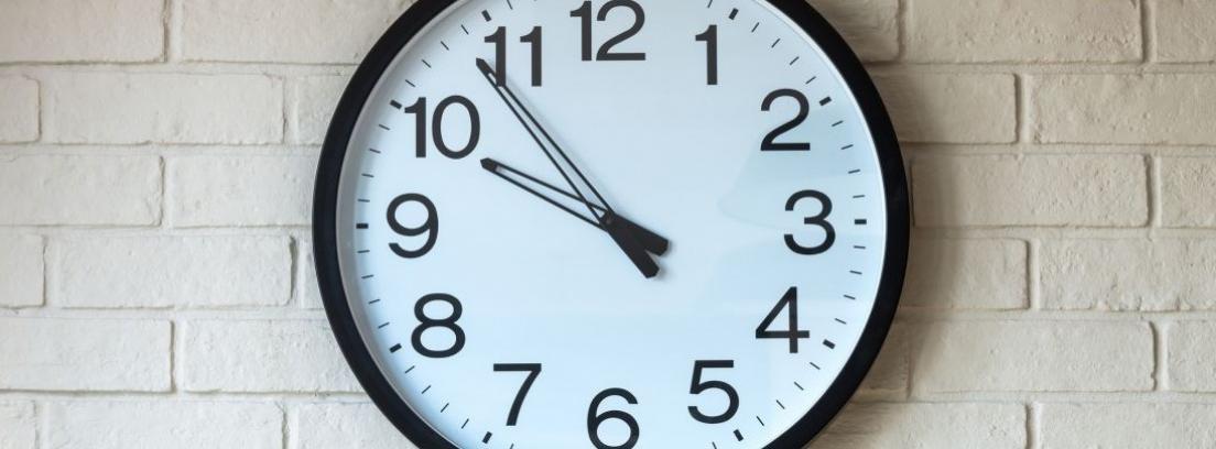 Hacer un reloj de pared con fotos de Instagram