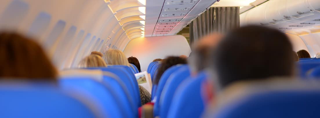 Derechos que la mayoría desconoce en un viaje en avión